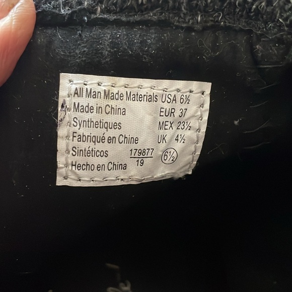 Boots - Picture 6 of 12